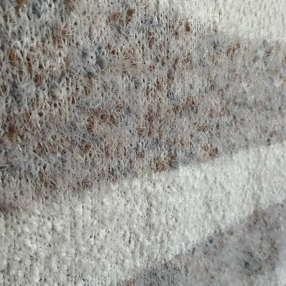 Stripe Lantern Sleeve Pullover Sweater - Picture 4 of 8